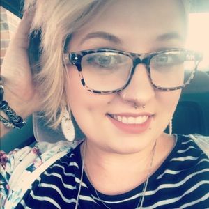 Meet your Posher, Allie